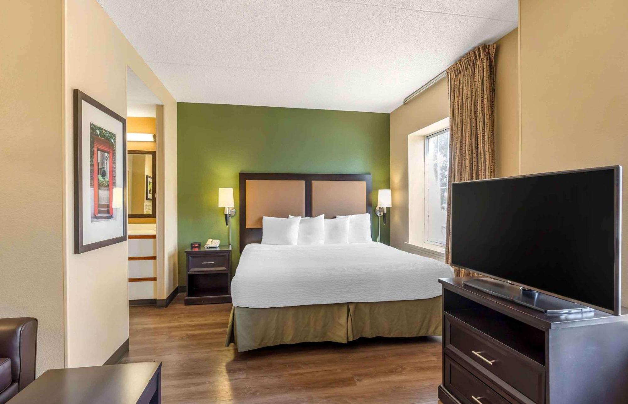 Extended Stay America Select Suites - Chicago - Vernon Hills - Lincolnshire Mettawa Exterior photo